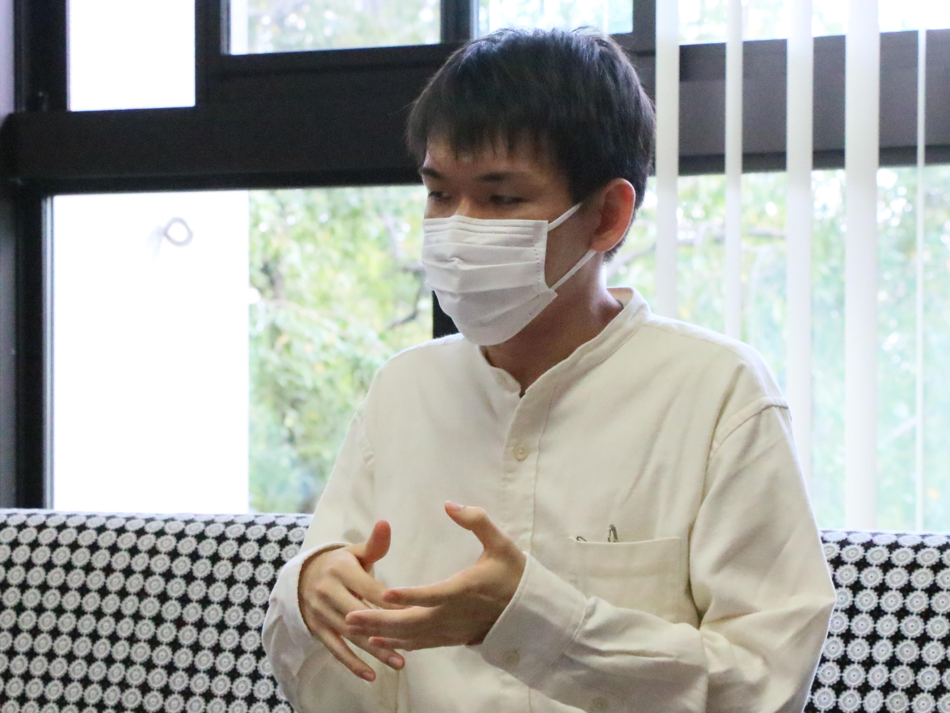 福丸光詩さん(日本音楽大学大学院:明治中学校出身)が第90回日本音楽コンクール作曲部門1位の報告に来庁されました。 福丸光詩さん(日本音楽大学大学院:明治中学校出身)が第90回日本音楽コンクール作曲部門1位の報告に来庁されました。