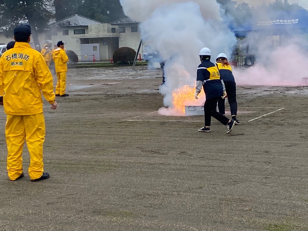 消火競技大会写真1 消火競技大会写真1
