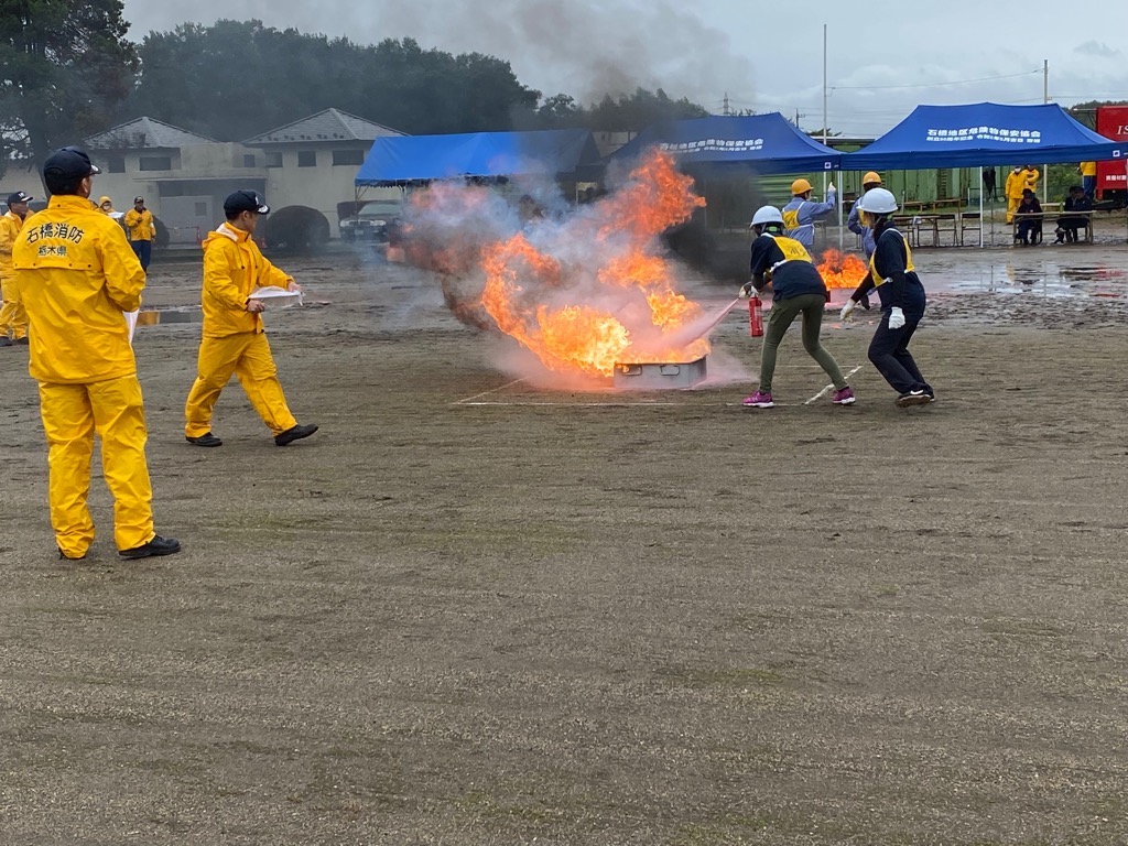 消火競技大会写真2 消火競技大会写真2