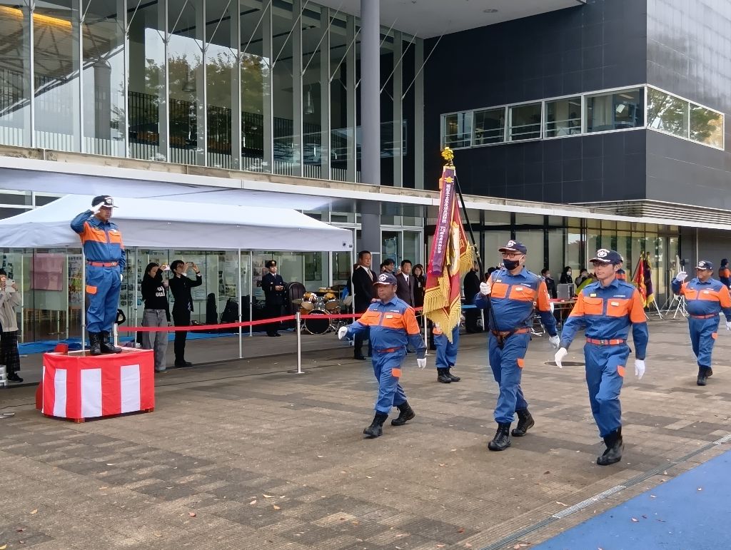 23.分列行進(団旗)★ 23.分列行進(団旗)★